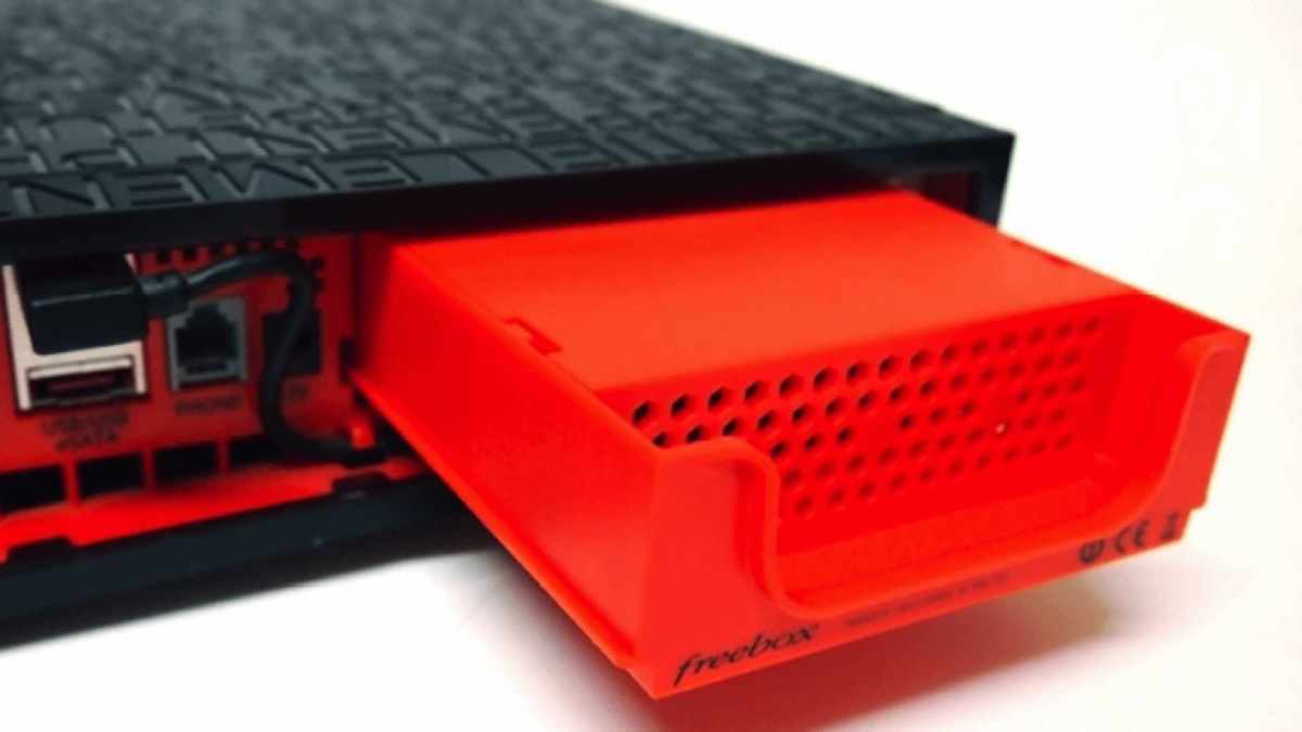 La femtocell de la Freebox Révolution. La femtocell de la Freebox Révolution.