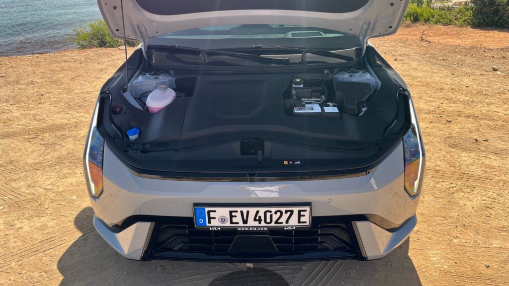 La Kia EV4 à l'essai // Source : Robin San Vicente pour Numerama La Kia EV4 à l'essai // Source : Robin San Vicente pour Numerama
