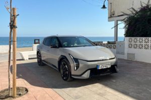 La Kia EV4 à l'essai // Source : Robin San Vicente pour Numerama La Kia EV4 à l'essai // Source : Robin San Vicente pour Numerama