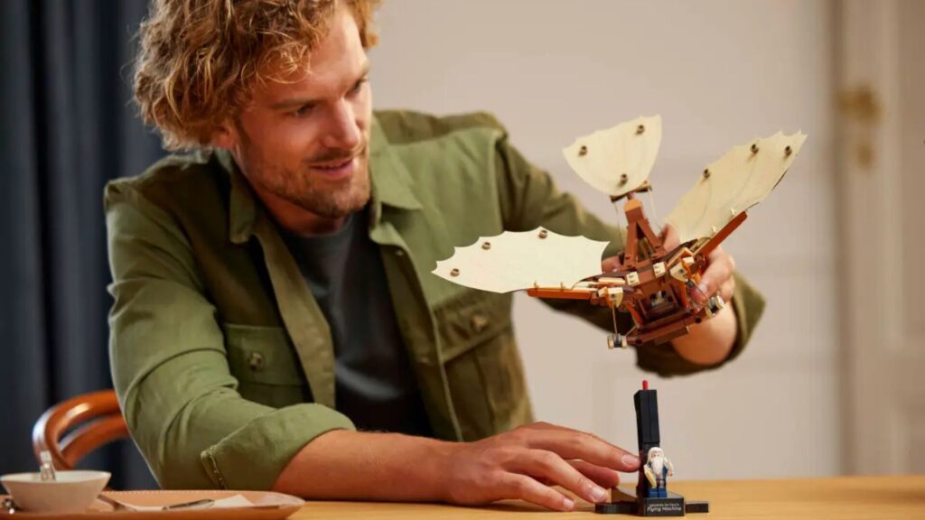 Lego La machine volante de Léonard de Vinci lego // Source : Lego