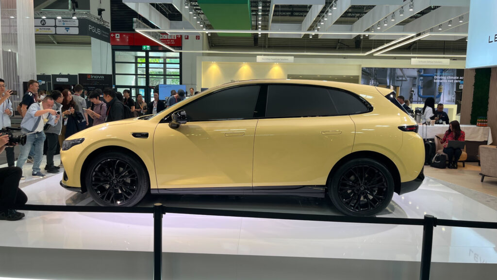 Leapmotor B05 à l'IAA Munich // Source : Robin San Vicente pour Numerama
