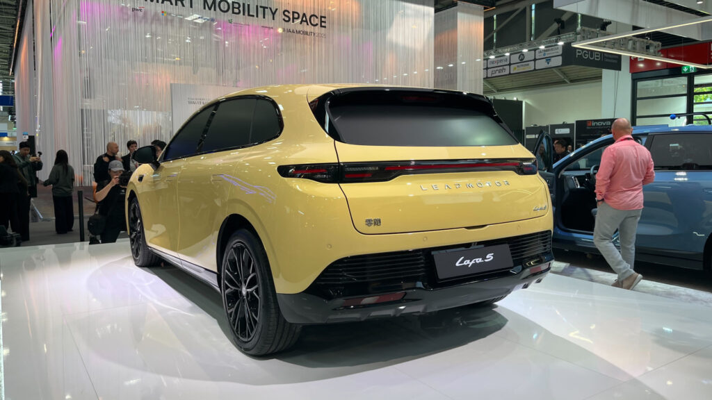Leapmotor B05 à l'IAA Munich // Source : Robin San Vicente pour Numerama