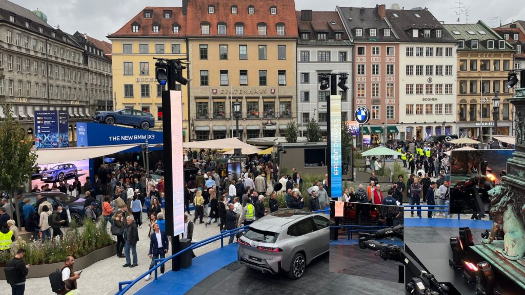Les constructeurs allemands mettent le paquet pour leur stand au salon IAA de Munich // Source : Robin San Vicente pour Numerama Les constructeurs allemands mettent le paquet pour leur stand au salon IAA de Munich // Source : Robin San Vicente pour Numerama