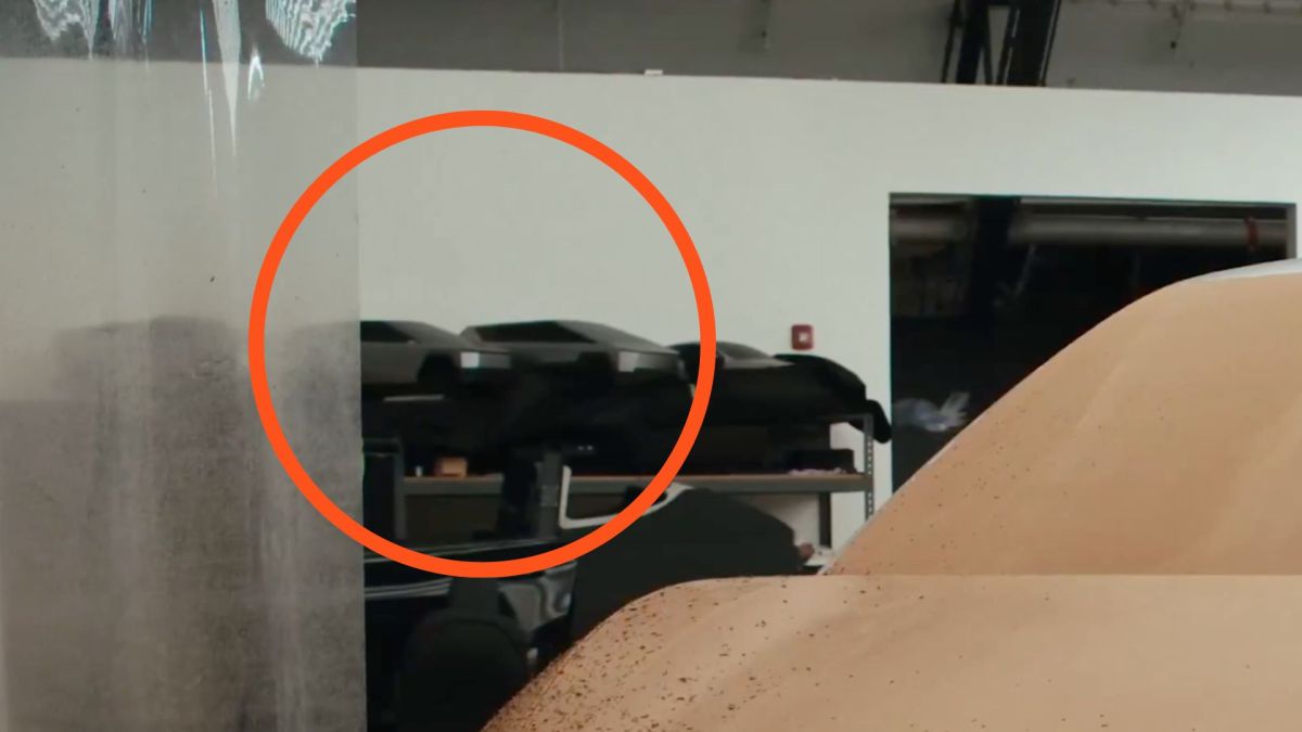 Des maquettes de versions inédites du Tesla Cybertruck ont fait surface // Source : Tesla via capture d'écran Des maquettes de versions inédites du Tesla Cybertruck ont fait surface // Source : Tesla via capture d'écran