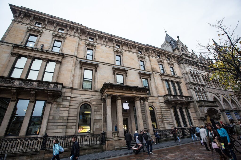 Un Apple Store à Glasgow, en Écosse. // Source : Wikimedia Commons
