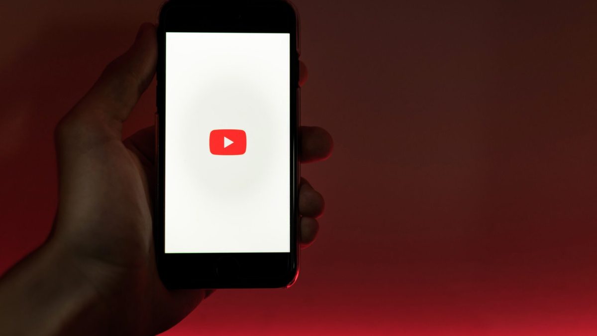 YouTube. // Source : Numerama / Canva YouTube. // Source : Numerama / Canva