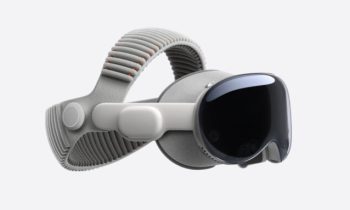 Apple Vision pro (M5) // Source : Apple Apple Vision pro (M5) // Source : Apple