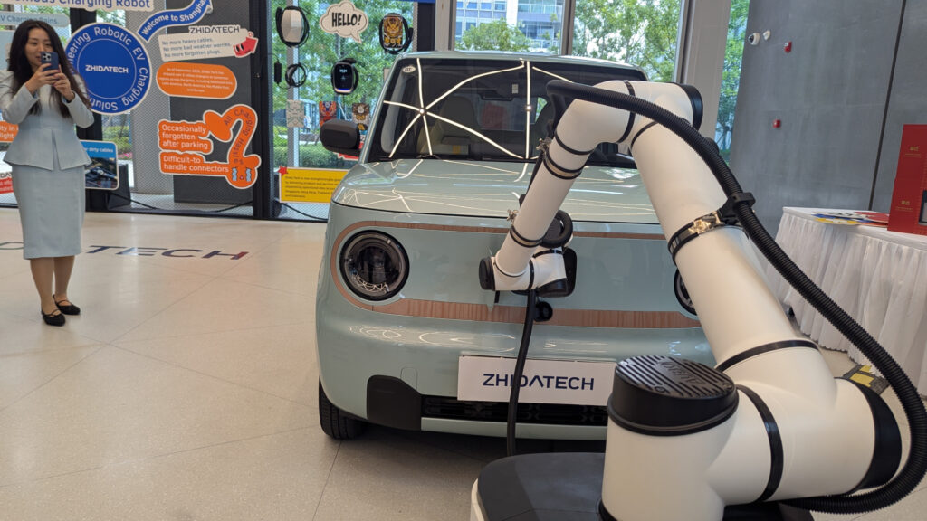 ZD Energy robot de recharge  // Source : Raphaelle Baut pour Numerama