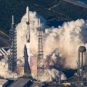 Décollage de la fusée New Glenn. // Source : Via X @JeffBezos (photo recadr&e) Décollage de la fusée New Glenn. // Source : Via X @JeffBezos (photo recadr&e)