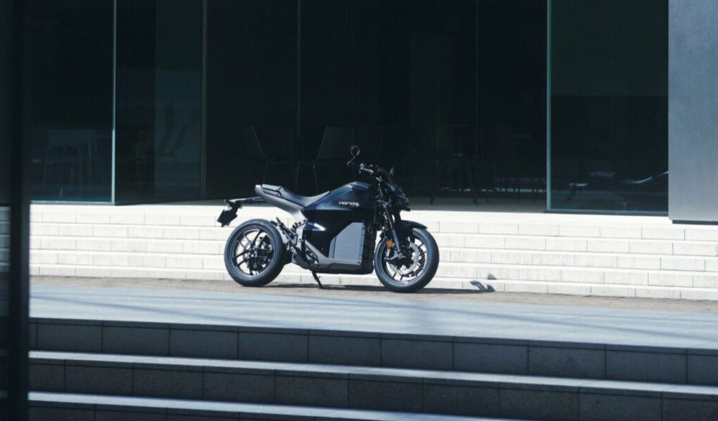 La première moto électrique de Honda : la WN7. // Source : Honda Moto La première moto électrique de Honda : la WN7. // Source : Honda Moto