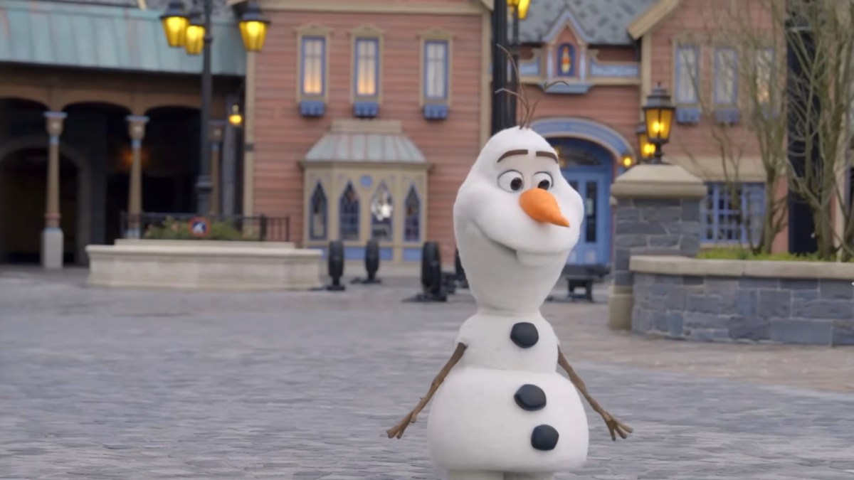 Olaf de la Reine des Neiges. // Source : Disneyland Paris Olaf de la Reine des Neiges. // Source : Disneyland Paris