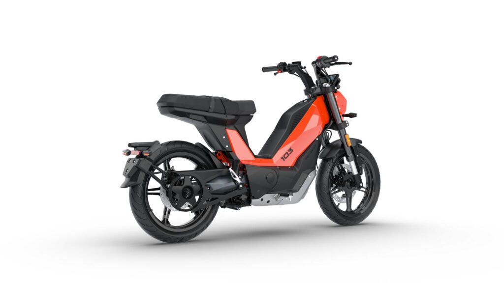 Peugeot réinvente son 103 en 100 % électrique // Source : Peugeot