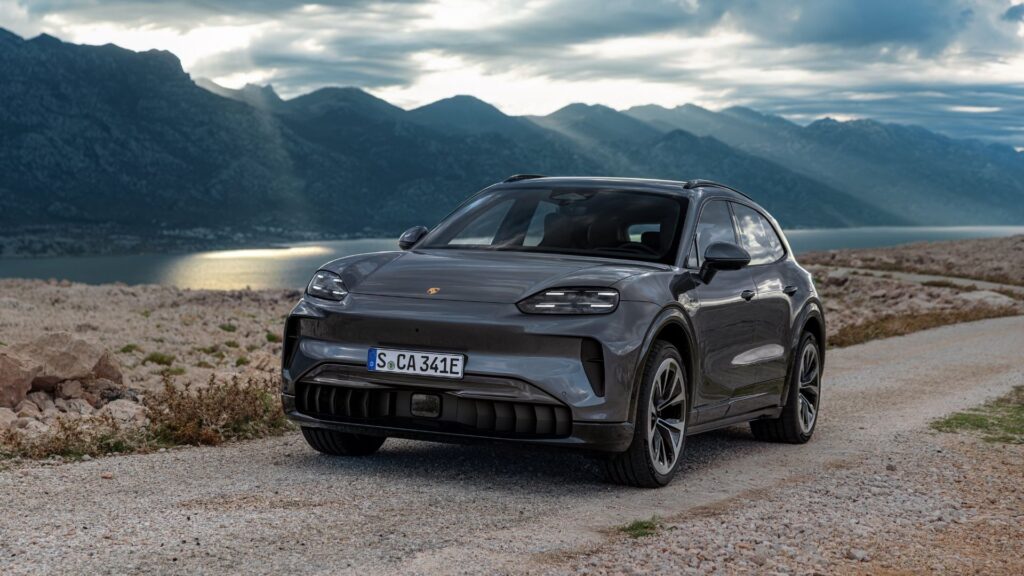 Le nouveau Porsche Cayenne électrique (2025) // Source : Porsche Le nouveau Porsche Cayenne électrique (2025) // Source : Porsche