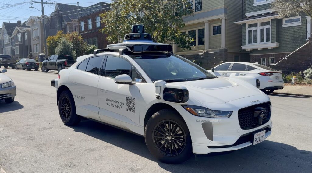 Un taxi Waymo à San Francisco. // Numerama Un taxi Waymo à San Francisco. // Numerama