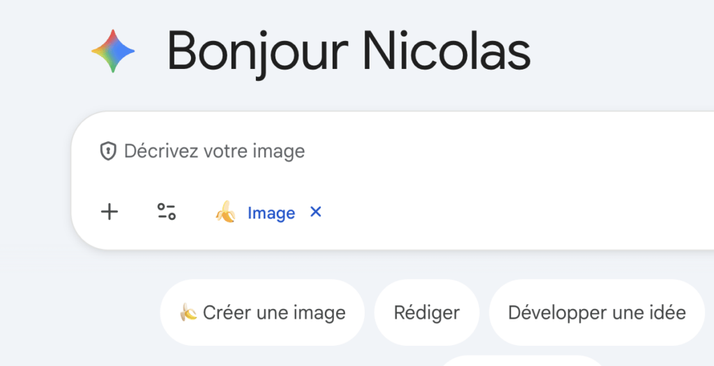 L'émoji banane représente désormais la génération d'images chez Google, avec des mentions à « Nano Banana » pendant le traitement. L'émoji banane représente désormais la génération d'images chez Google, avec des mentions à « Nano Banana » pendant le traitement.