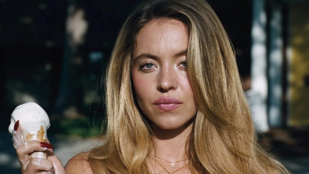 Sydney Sweeney dans la saison 3 d'Euphoria // Source : HBO Sydney Sweeney dans la saison 3 d'Euphoria // Source : HBO