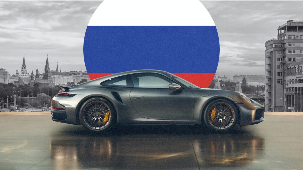 Sanctions, piratage ou sabotage ? Pourquoi des centaines de Porsche sont soudainement clouées au sol en Russie // Source : Montage Numerama Sanctions, piratage ou sabotage ? Pourquoi des centaines de Porsche sont soudainement clouées au sol en Russie // Source : Montage Numerama