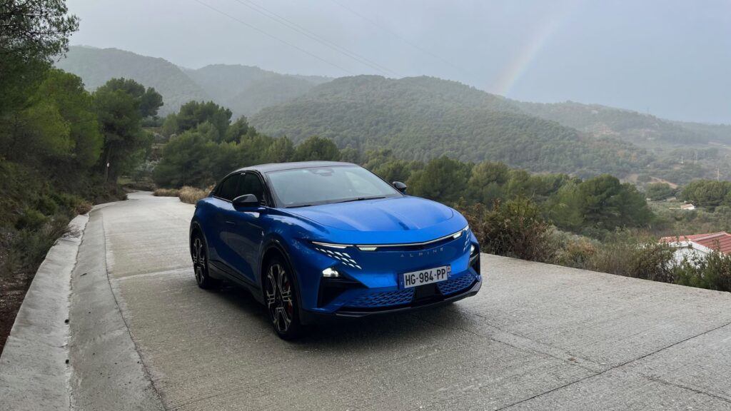 L'Alpine A390 à l'essai. // Source : Robin San Vicente pour Numerama