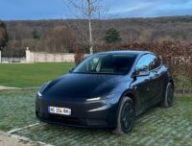 Le nouveau Tesla Model Y Standard à l'essai. // Source : Robin San Vicente pour Numerama