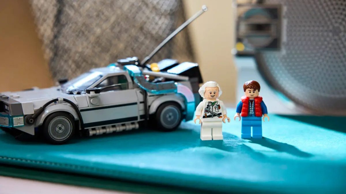 Lego La machine à remonter le temps de Retour vers le futur // Source : Lego Lego La machine à remonter le temps de Retour vers le futur // Source : Lego