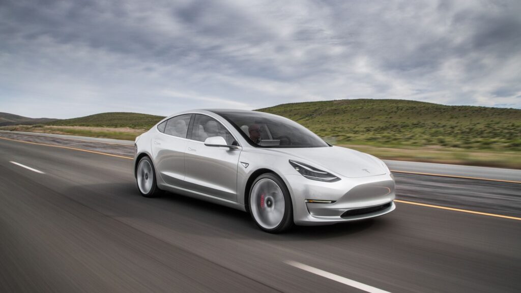 Le prototype de la Tesla Model 3 (2016). // Source : Tesla Le prototype de la Tesla Model 3 (2016). // Source : Tesla