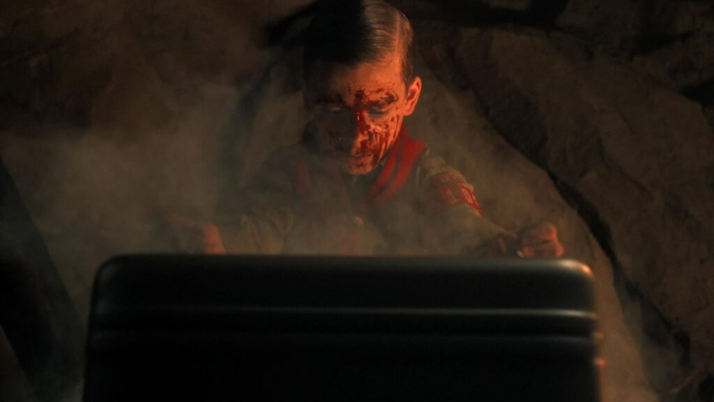 La fameuse mallette trouvée par Henry Creel dans la saison 5 // Source : Netflix La fameuse mallette trouvée par Henry Creel dans la saison 5 // Source : Netflix