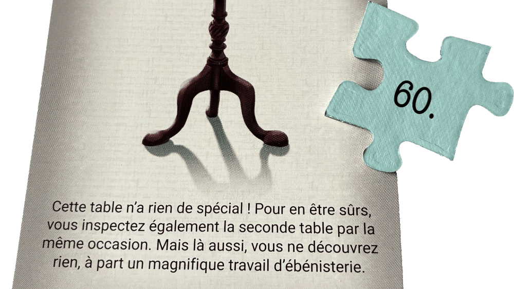 Le dos d’une pièce du puzzle et la carte correspondante. // Source : Sébastien Goetz pour Numerama Le dos d’une pièce du puzzle et la carte correspondante. // Source : Sébastien Goetz pour Numerama