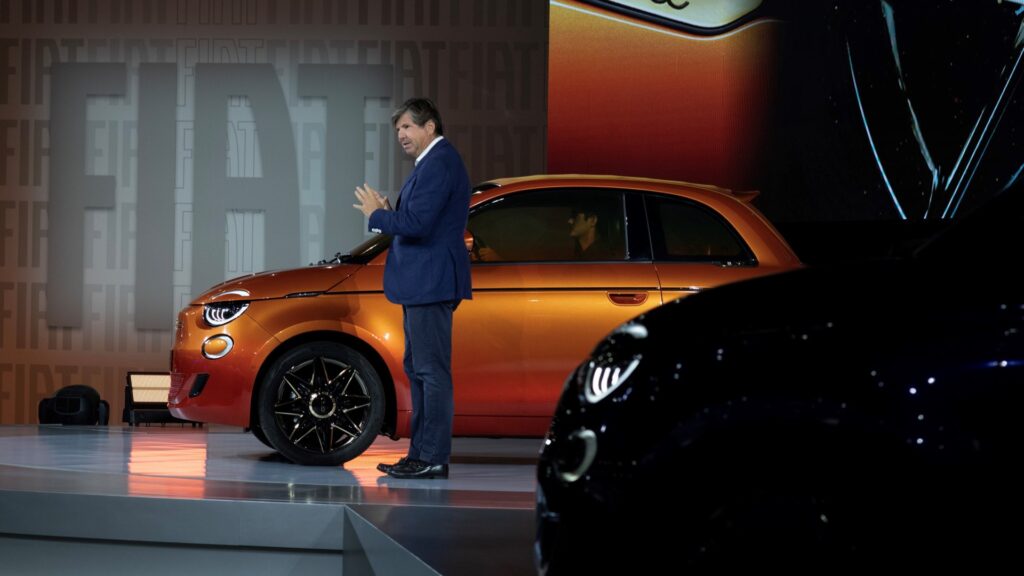 Olivier François lors du lancement de Fiat 500e // Source : Fiat Olivier François lors du lancement de Fiat 500e // Source : Fiat