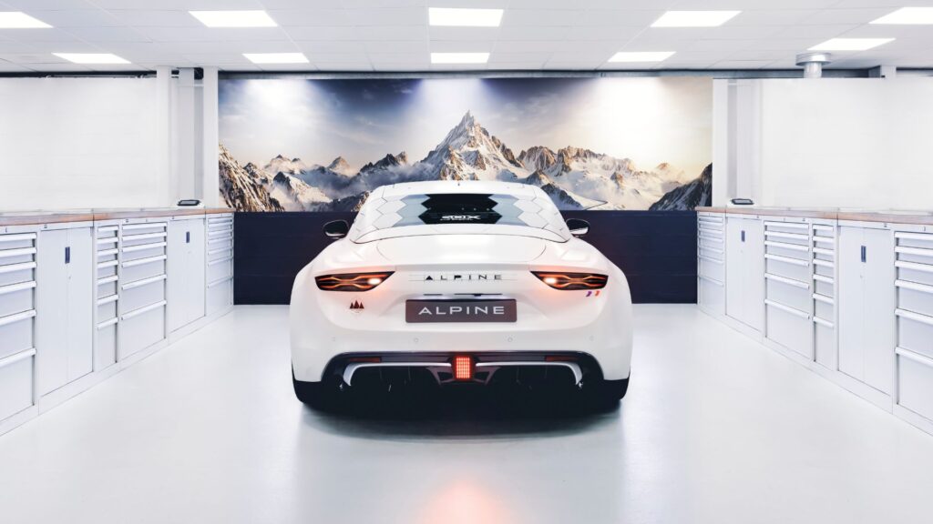 Le prototype d'Alpine électrique E-ternité de 2022. // Source : Alpine Le prototype d'Alpine électrique E-ternité de 2022. // Source : Alpine
