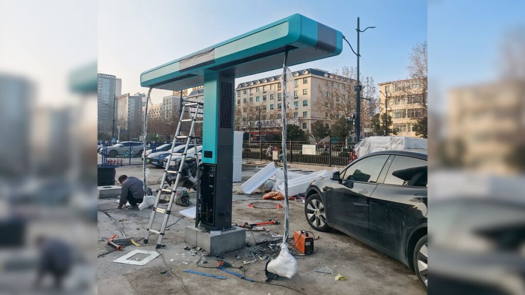 BYD commence à déployer ses bornes de recharge Megawatt. // Source : Wangsiji via CarNewsChina BYD commence à déployer ses bornes de recharge Megawatt. // Source : Wangsiji via CarNewsChina
