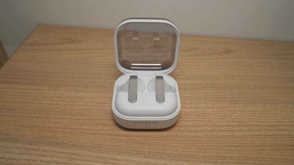 Samsung Galaxy Buds // Source : Numerama Samsung Galaxy Buds // Source : Numerama