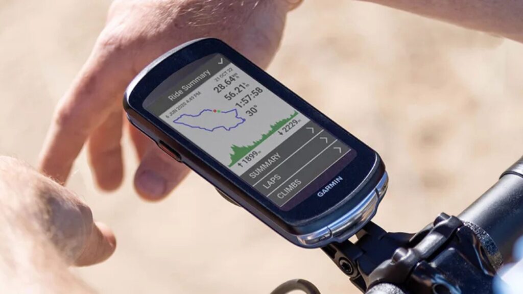 Le compteur Garmin Edge 1040 // Source : Garmin Le compteur Garmin Edge 1040 // Source : Garmin