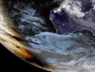 Éclipse du 17 février 2026 vue de l'espace. // Source : Via X @NOAASatellites Éclipse du 17 février 2026 vue de l'espace. // Source : Via X @NOAASatellites