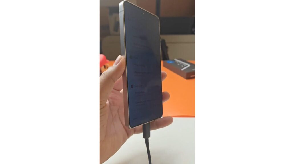 Le Privacy Display, selon Sahil Karoul. // Source : Sahil Karoul sur X Le Privacy Display, selon Sahil Karoul. // Source : Sahil Karoul sur X