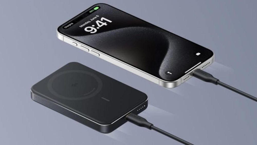 Anker MagGo Power Bank 10 000 mAh // Source : Anker Anker MagGo Power Bank 10 000 mAh // Source : Anker