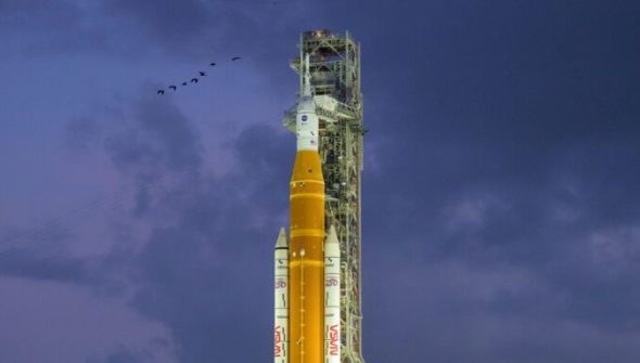 La fusée SLS d'Artémis II. // Source : Flickr/Nasa HQ Photo (image recadrée) La fusée SLS d'Artémis II. // Source : Flickr/Nasa HQ Photo (image recadrée)