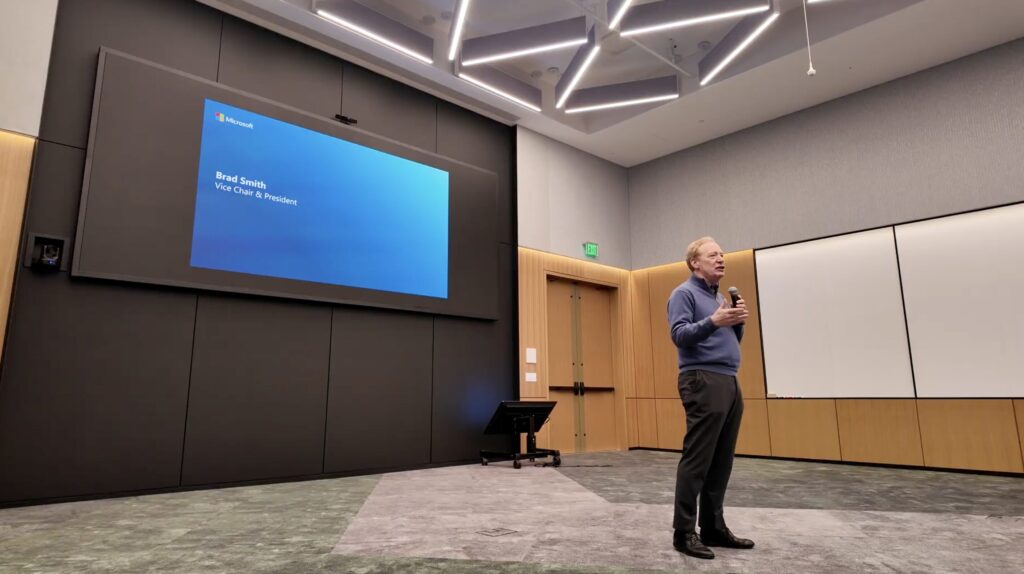 Brad Smith dans les locaux de Microsoft à Seattle le 5 mars 2026 // Source : Fawzi Ammache