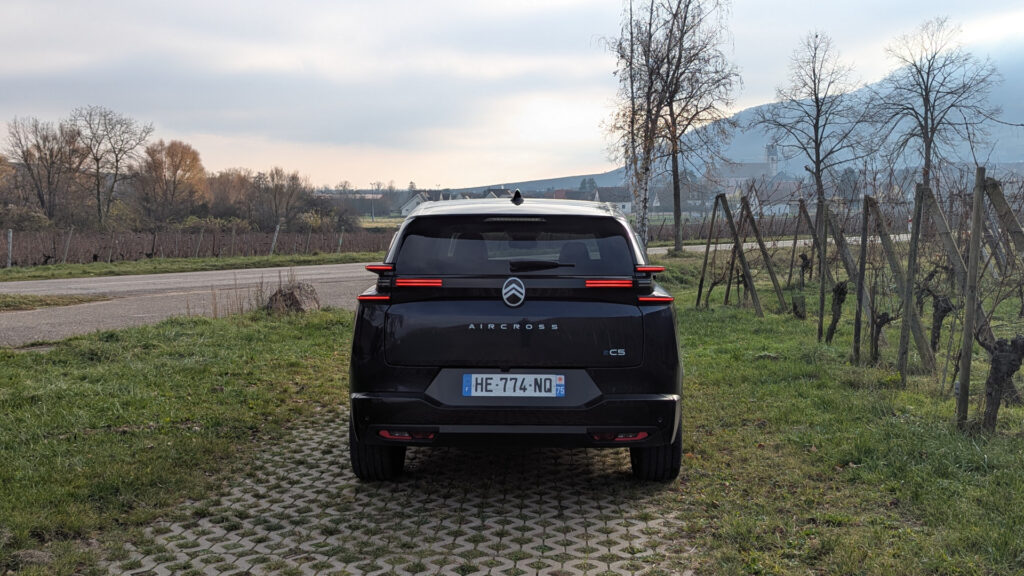 Citroën ë-C5 Aircross // Source : Raphaelle Baut pour Numerama Citroën ë-C5 Aircross // Source : Raphaelle Baut pour Numerama