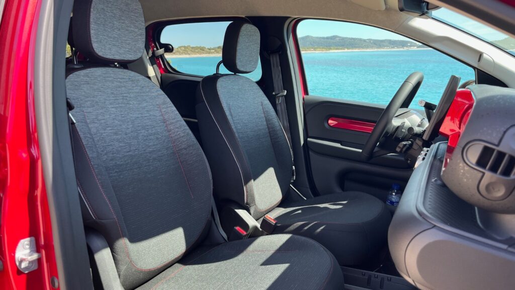 La Renault Twingo E-Tech à l'essai // Source : Robin San Vicente pour Numerama La Renault Twingo E-Tech à l'essai // Source : Robin San Vicente pour Numerama