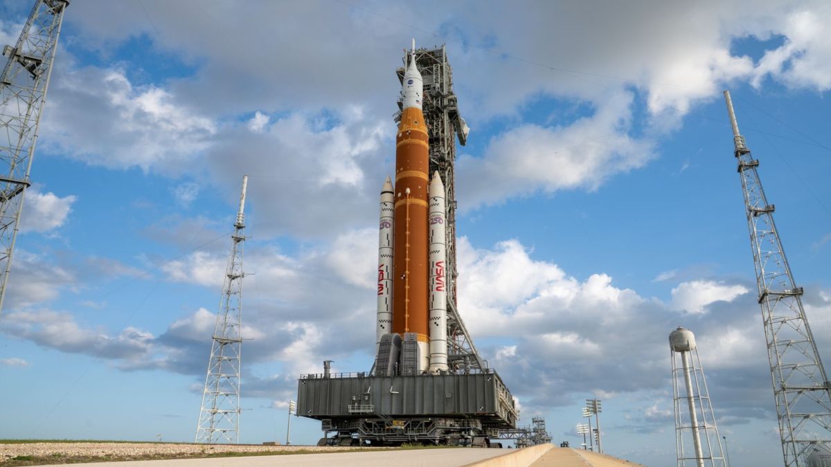 La fusée SLS. // Source : Flickr/NASA/Brandon Hancock (image recadrée) La fusée SLS. // Source : Flickr/NASA/Brandon Hancock (image recadrée)