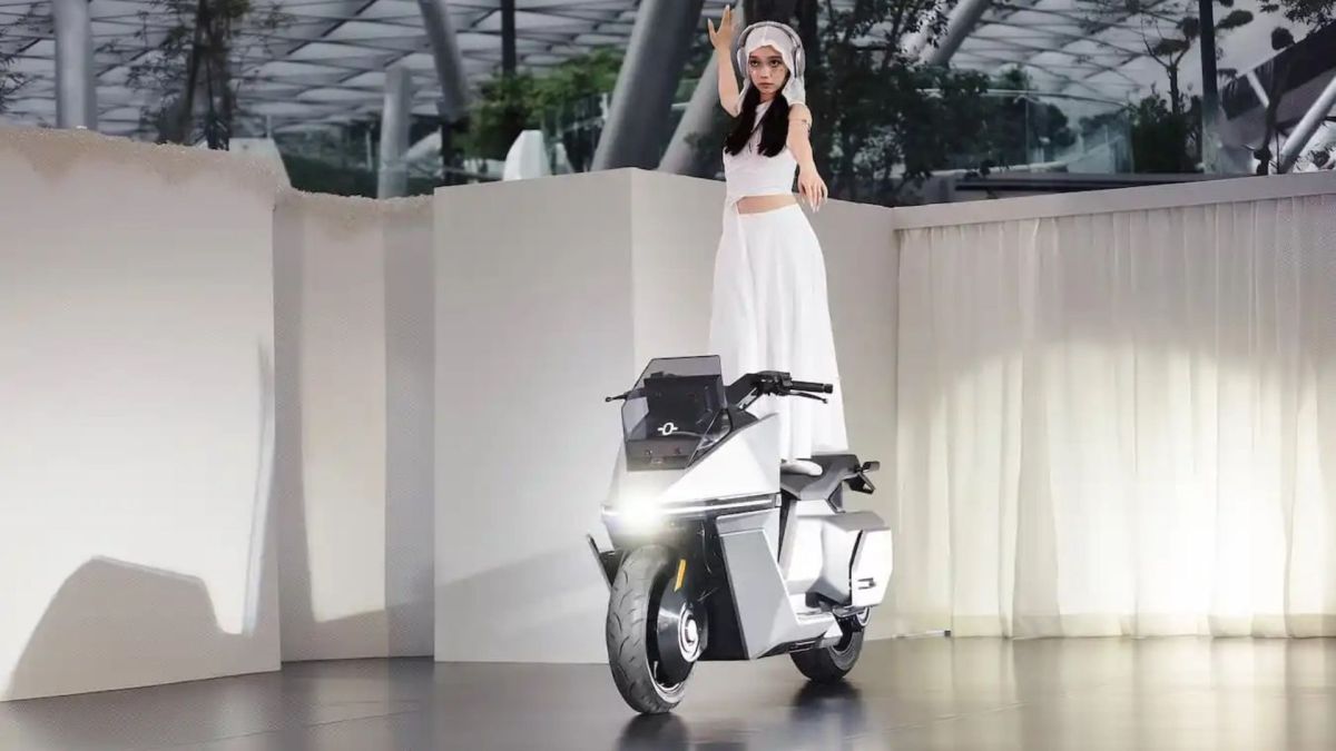 Le scooter électrique auto-équilibré d'Omoway // Source : Omoway Le scooter électrique auto-équilibré d'Omoway // Source : Omoway
