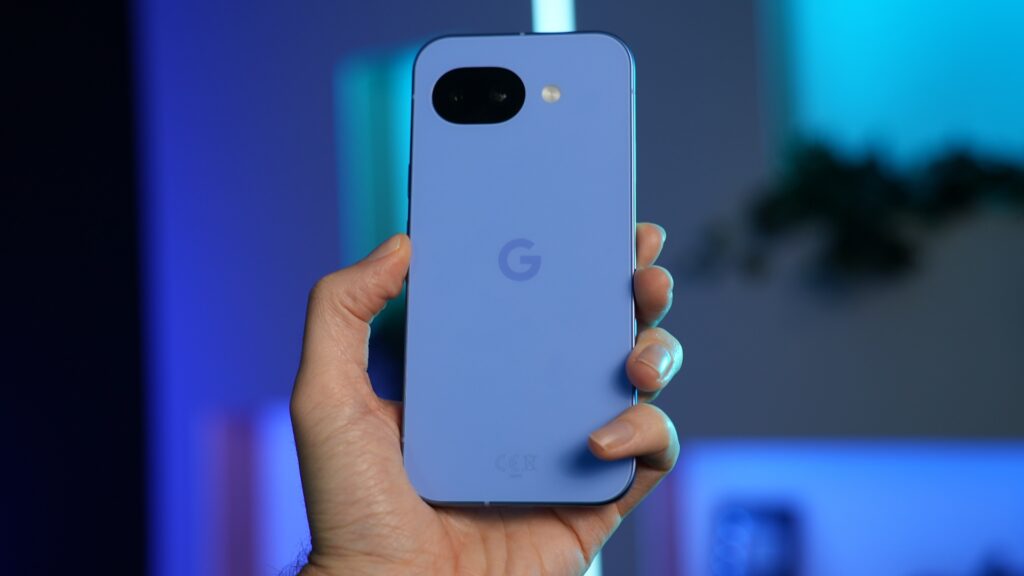 Le dos du Pixel 10a. // Source : Numerama Le dos du Pixel 10a. // Source : Numerama