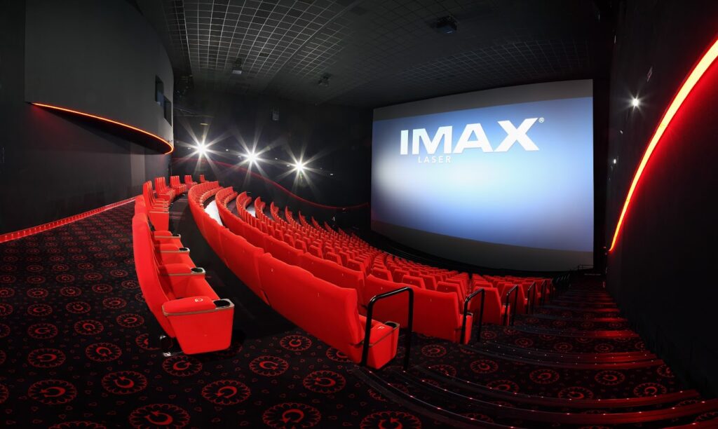 La salle Imax du Pathé Odysseum à Montpellier // Source : Pathé La salle Imax du Pathé Odysseum à Montpellier // Source : Pathé