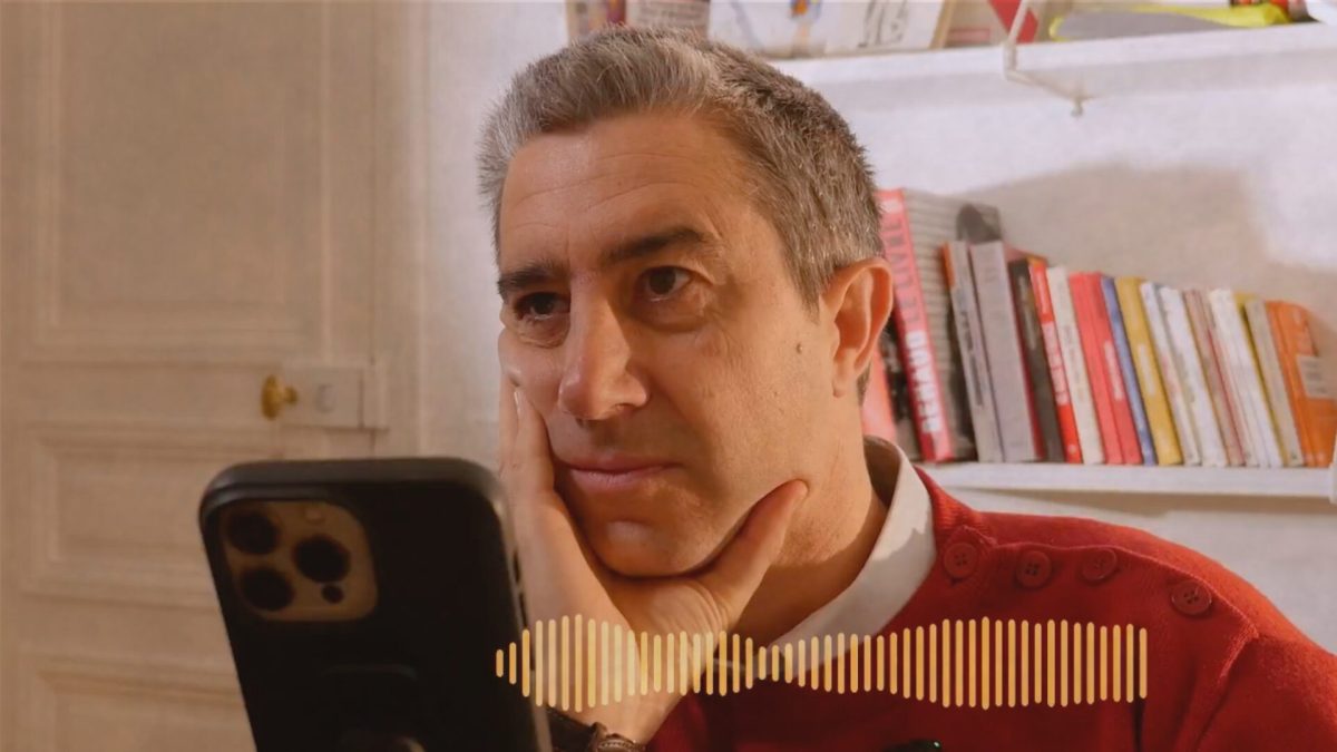 François Ruffin a mené un échange avec Claude.  // Source : François Ruffin