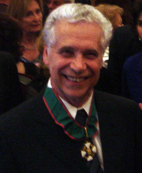 Gabriele Veneziano Gabriele Veneziano