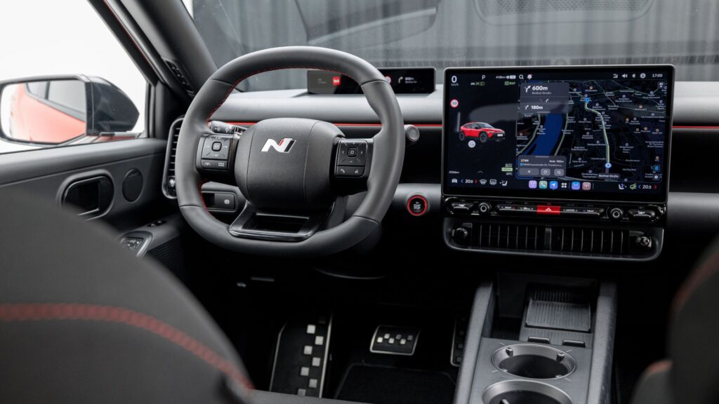 Le Hyundai Ioniq 3 // Source : Hyundai Le Hyundai Ioniq 3 // Source : Hyundai