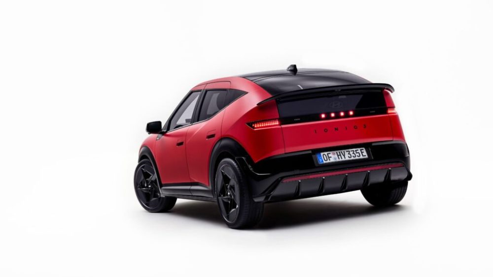 Le Hyundai Ioniq 3 // Source : Hyundai Le Hyundai Ioniq 3 // Source : Hyundai