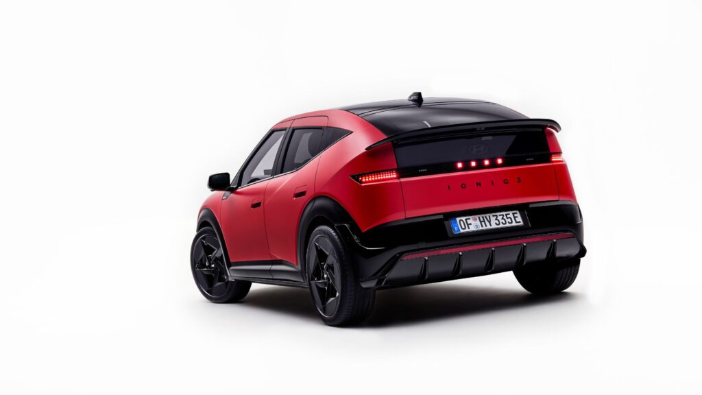 Le Hyundai Ioniq 3 // Source : Hyundai Le Hyundai Ioniq 3 // Source : Hyundai