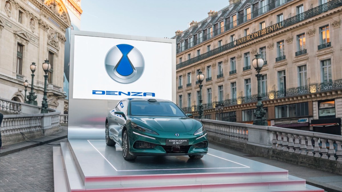 Lancement Denza à Paris en 2026 // Source : Denza
