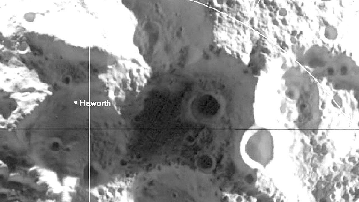 Le cratère Haworth, meilleur candidat pour contenir de l'eau sur la Lune. Source : Nasa Le cratère Haworth, meilleur candidat pour contenir de l'eau sur la Lune. Source : Nasa